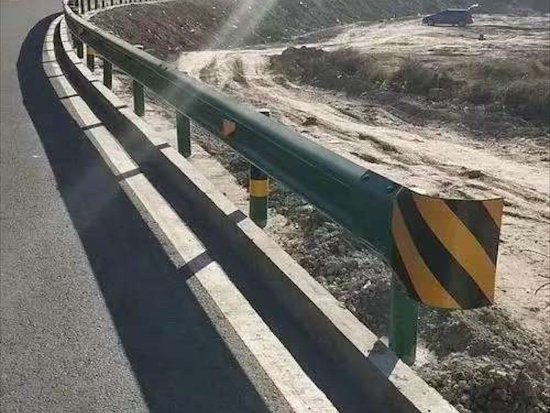 桥梁护栏应用场景