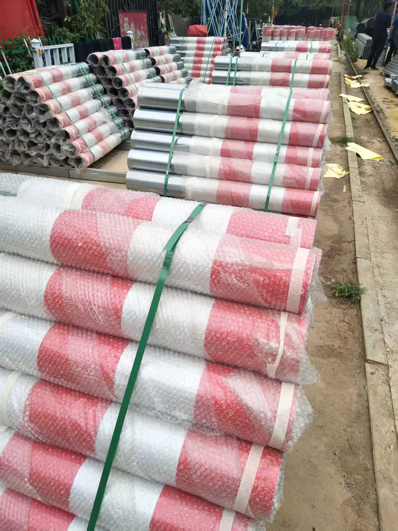 菏泽波形护栏厂家怎么联系？本地供应商推荐及规格配送咨询