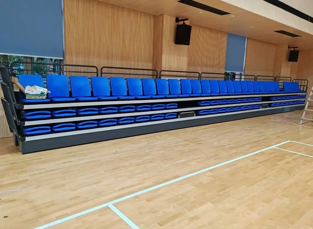 肇庆市伸缩看台座椅厂家怎么联系？规格与配送服务咨询