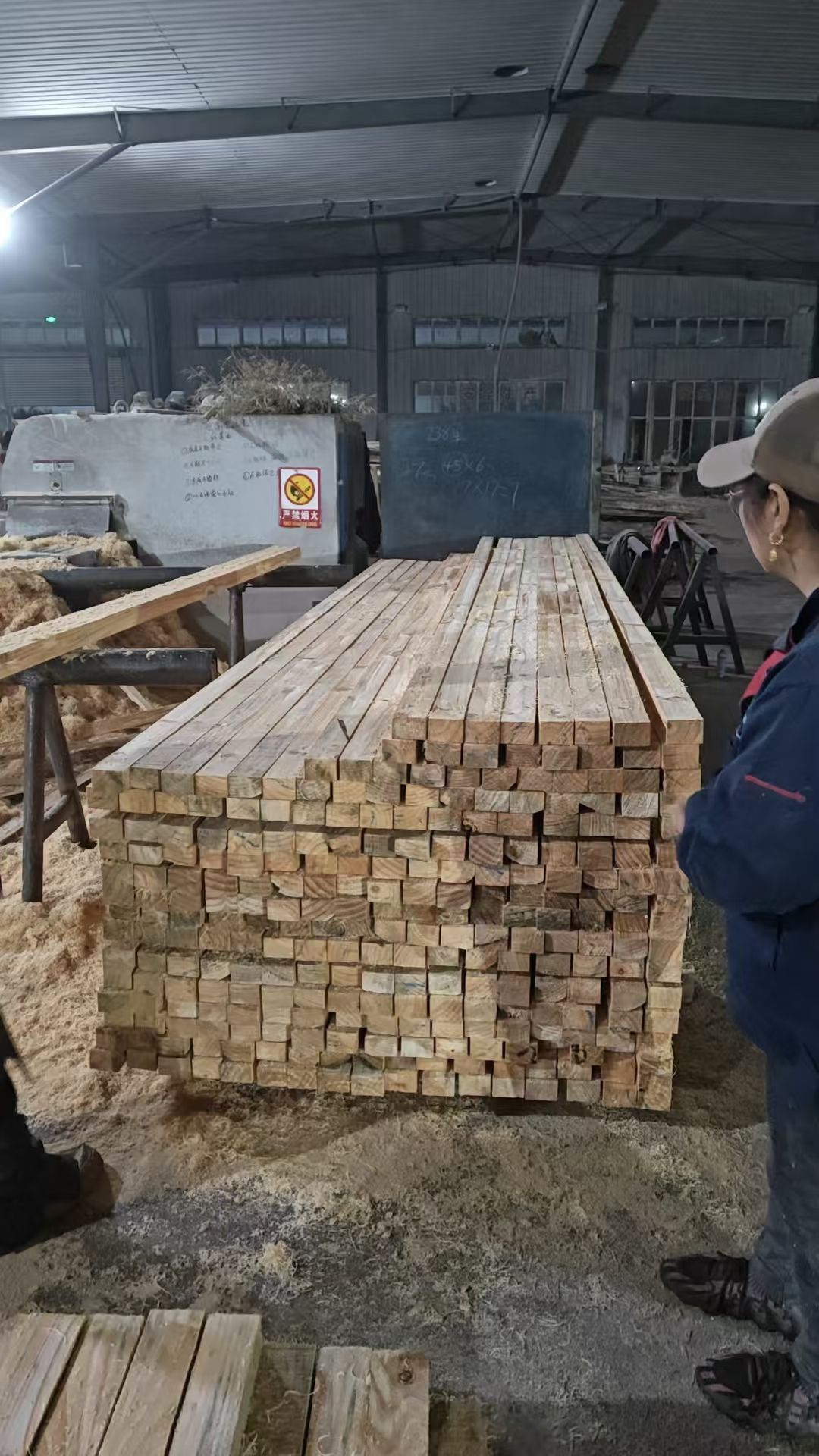 雅安市建筑用松木方