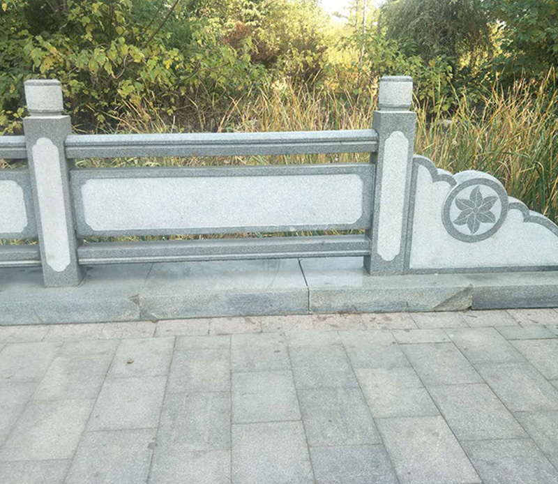 榆林石栏杆生产厂家怎么联系？选购仿石护栏的几点建议