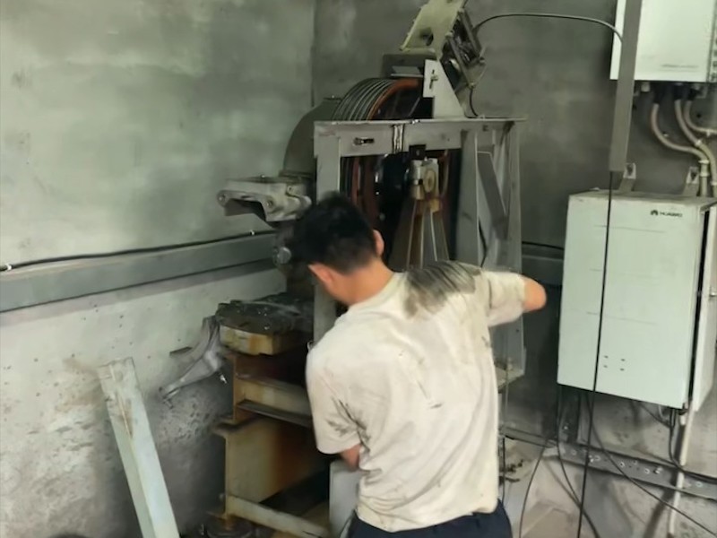 文昌市电梯轿厢门机回收
