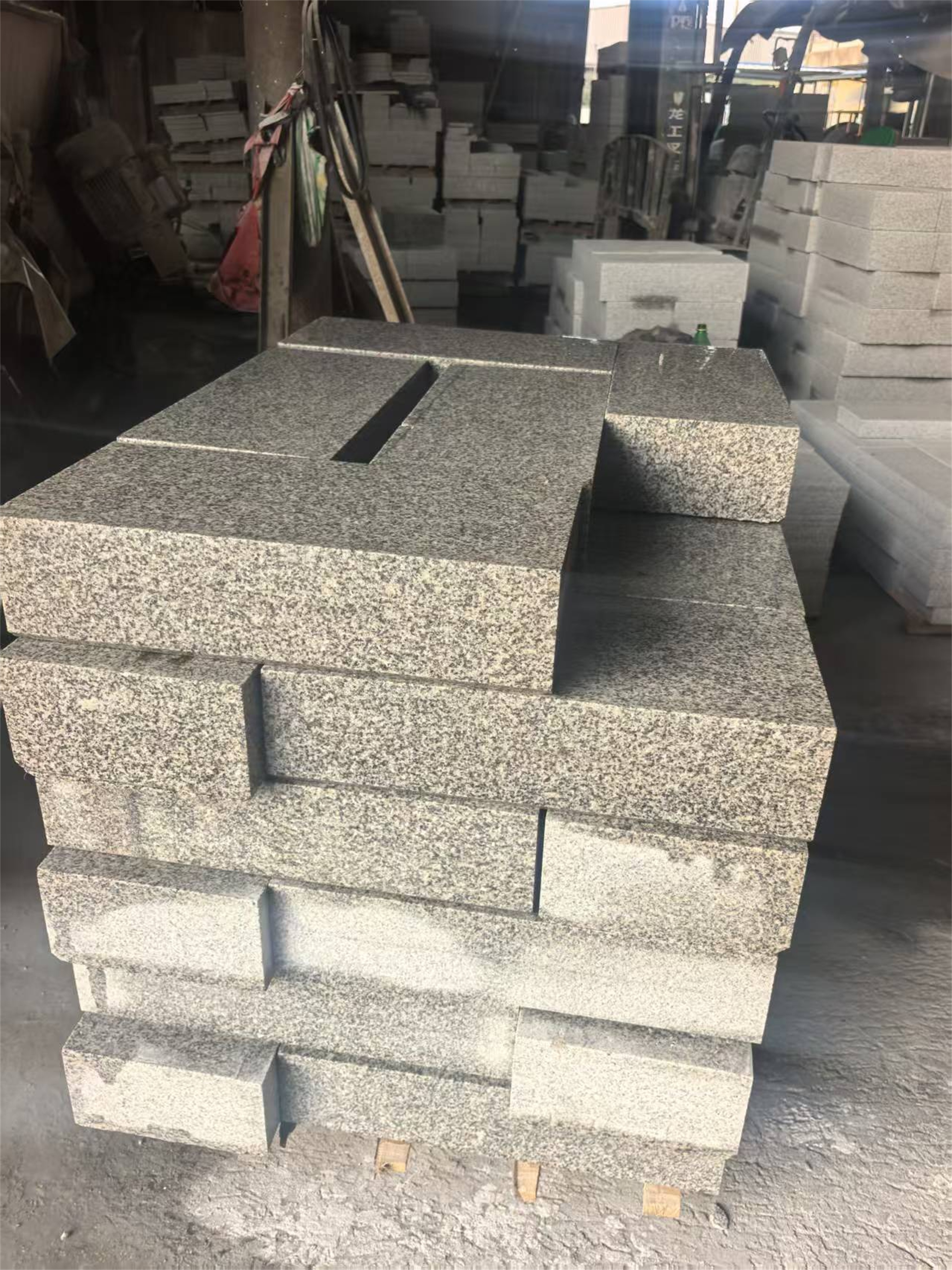 花岗岩地铺石应用效果